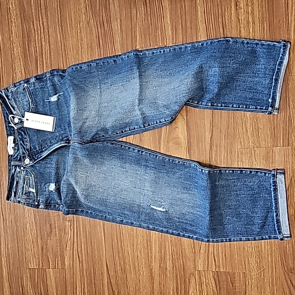 NWT Risen Jeans